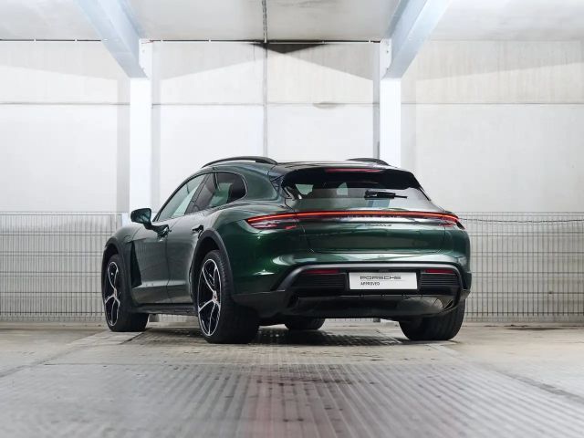 Porsche Taycan 4 Cross Turismo