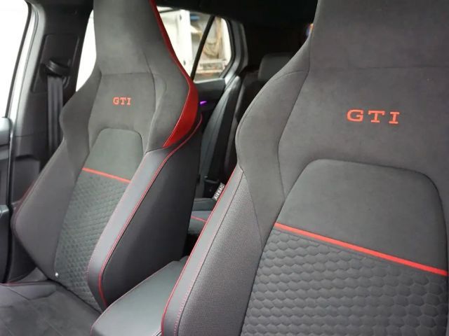 Volkswagen Golf 2.0 TSI DSG GTI