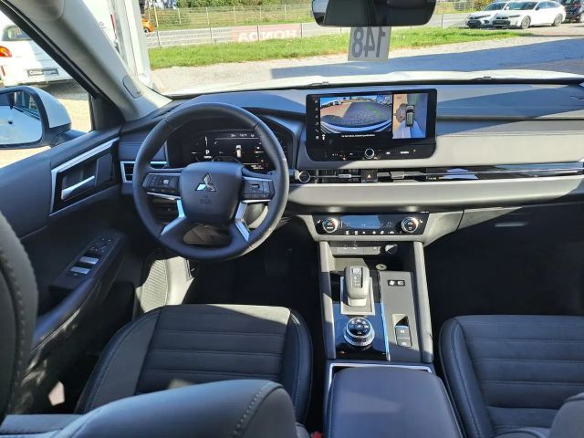 Mitsubishi Outlander 4WD PHEV