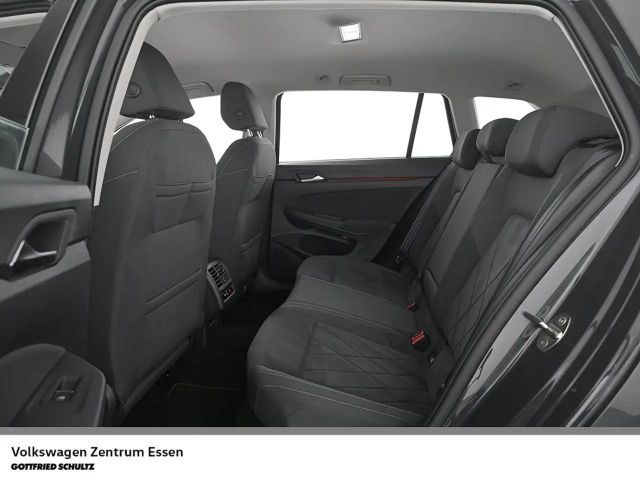 Volkswagen Golf DSG Style Variant