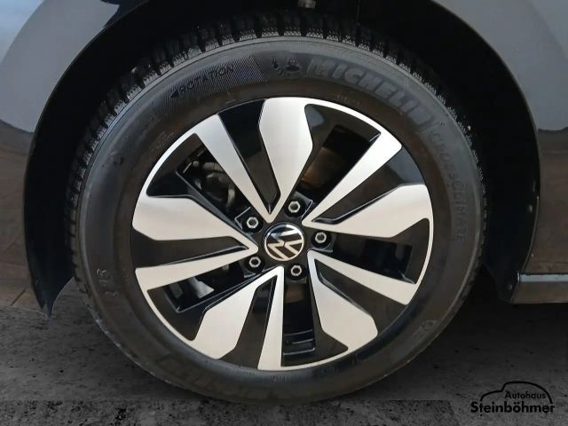 Volkswagen Golf Move