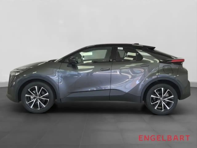 Toyota C-HR Team D