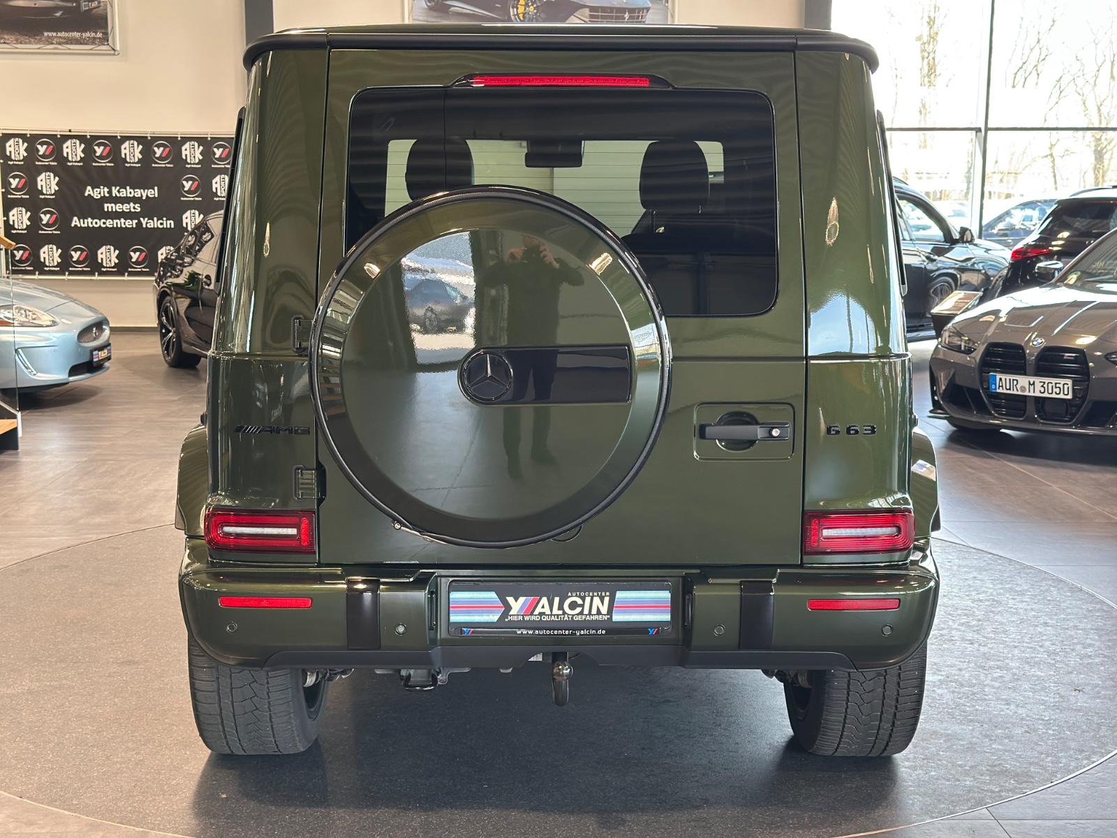 Mercedes-Benz AMG G 2.HA/BURM/NIGHT II/SUPERIOR/22LM/CARBON