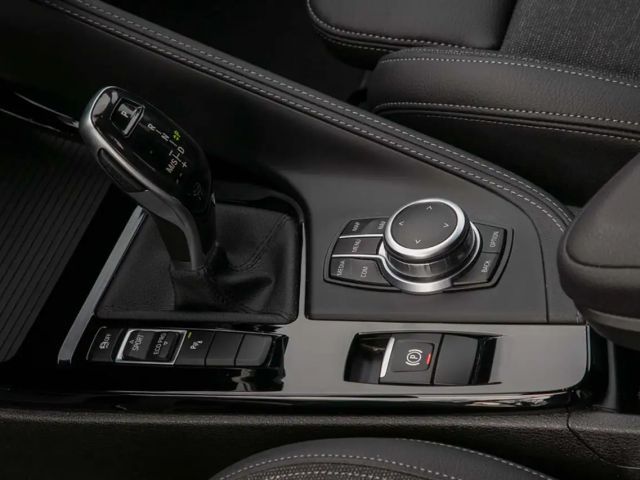 BMW X1 Sport Line sDrive20i