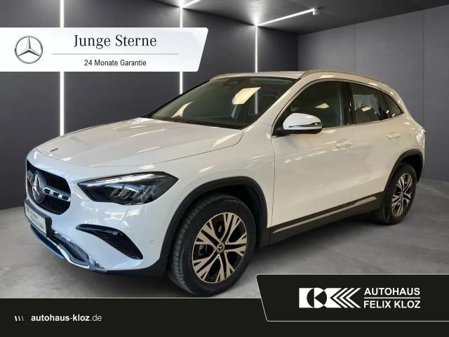 Mercedes-Benz GLA 200 Progressive