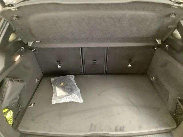 Mercedes-Benz B 220 4MATIC AMG Line