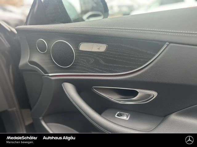 Mercedes-Benz E 200 AMG Line Coupé