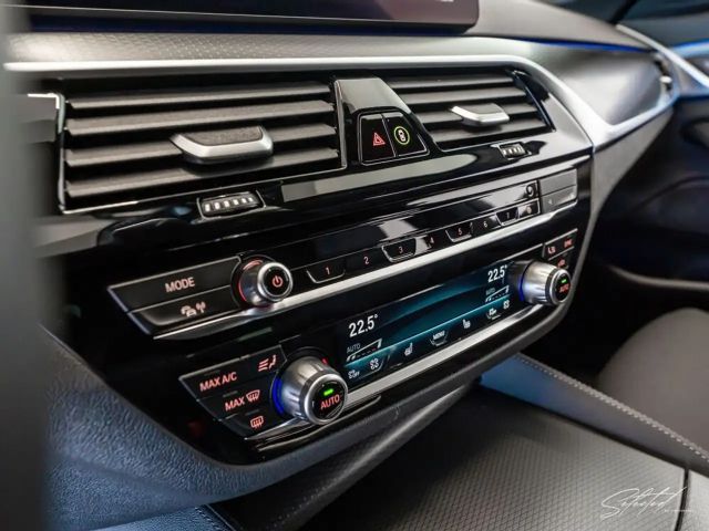 BMW 530 530d M-Sport Touring