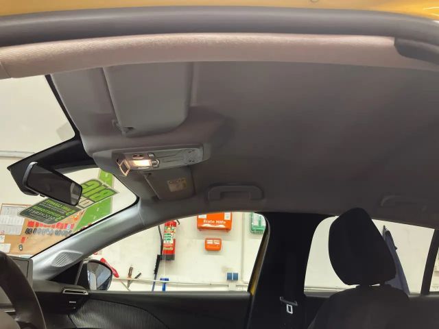 Peugeot 208 Active Pack PureTech