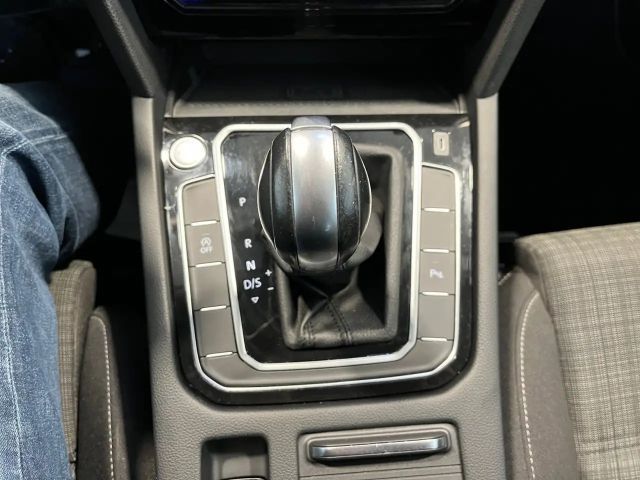 Volkswagen Passat Business Variant