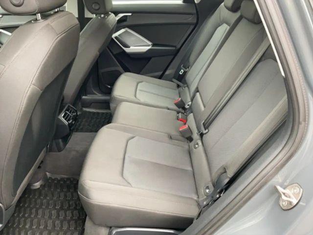 Audi Q3 35 TFSI S-Tronic