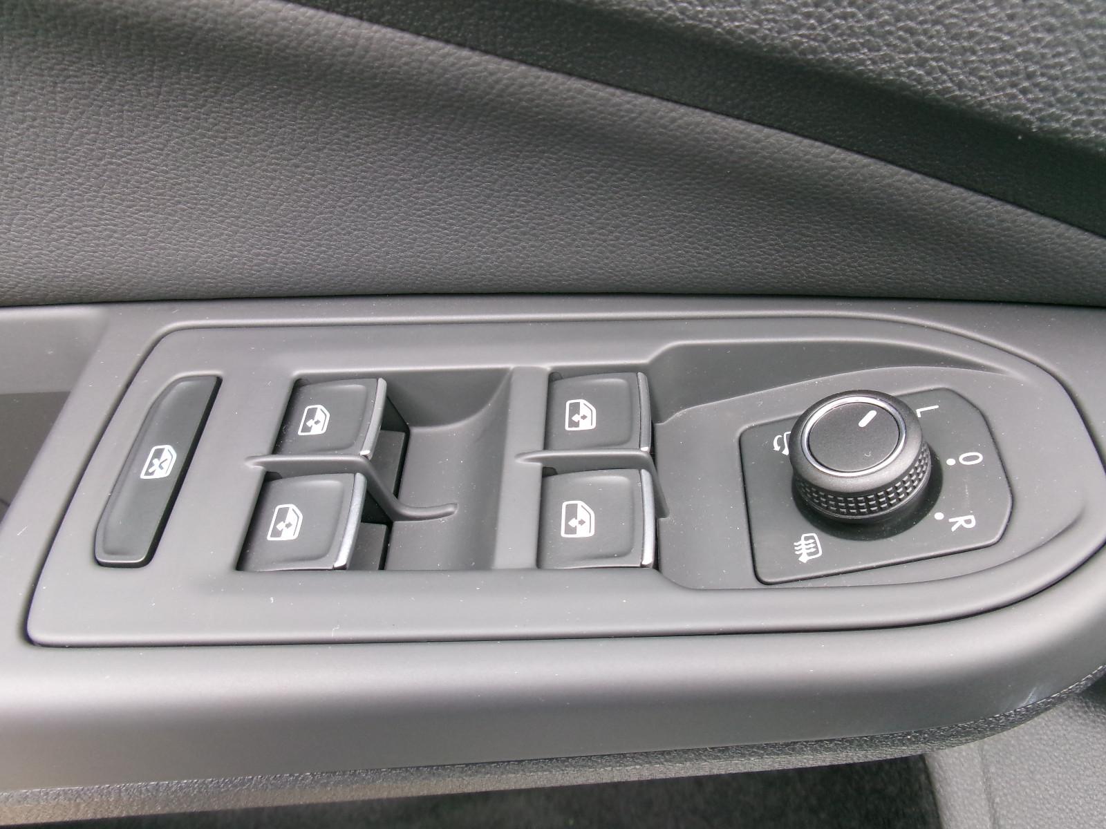 Volkswagen Golf 1.5 eTSI DSG IQ.Drive Life