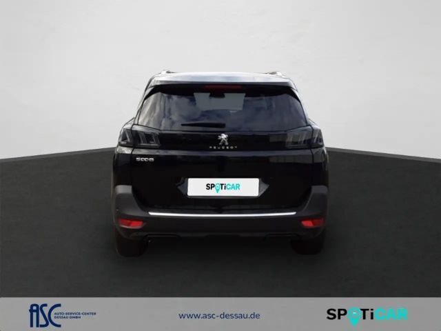 Peugeot 5008 EAT8