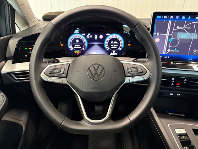 Volkswagen Golf 1.5 eTSI DSG Golf VIII Variant