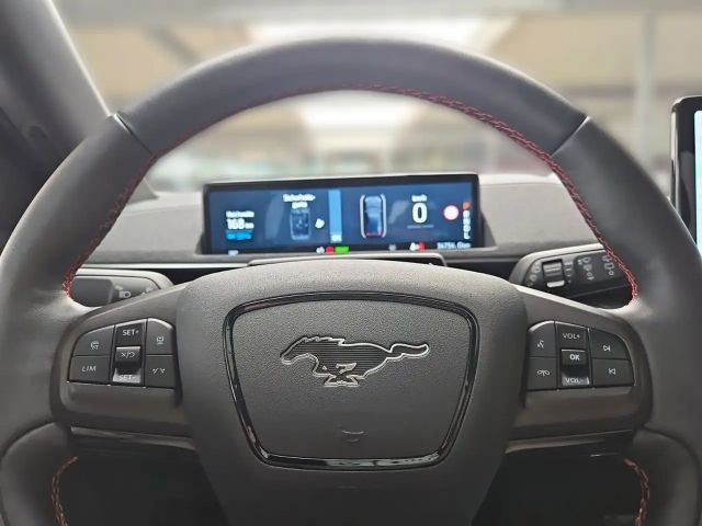 Ford Mustang Mach-E AWD