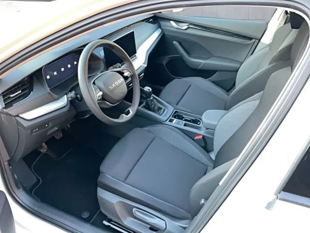 Skoda Octavia Essence TSI