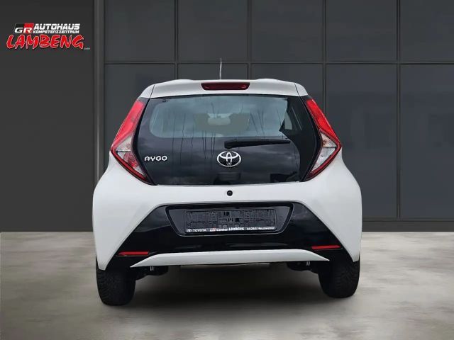 Toyota Aygo X Hatchback Play X-play