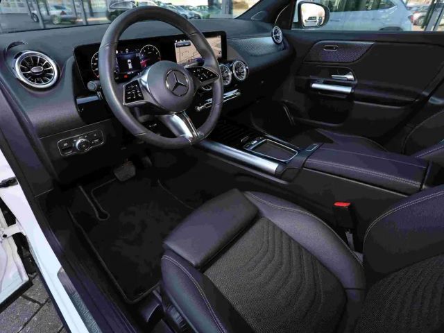 Mercedes-Benz GLA 180 Progressive