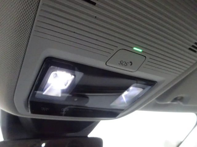 Ford Explorer Extended range RWD