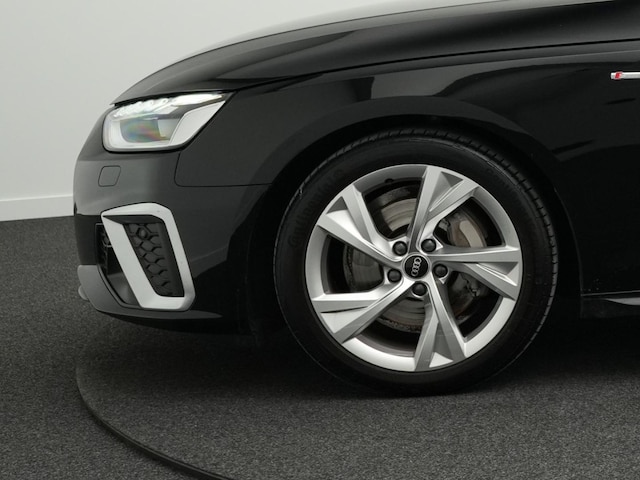 Audi A4 40 TDI Avant S-Line S-Tronic