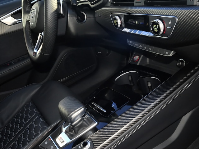 Audi RS4 Avant Quattro