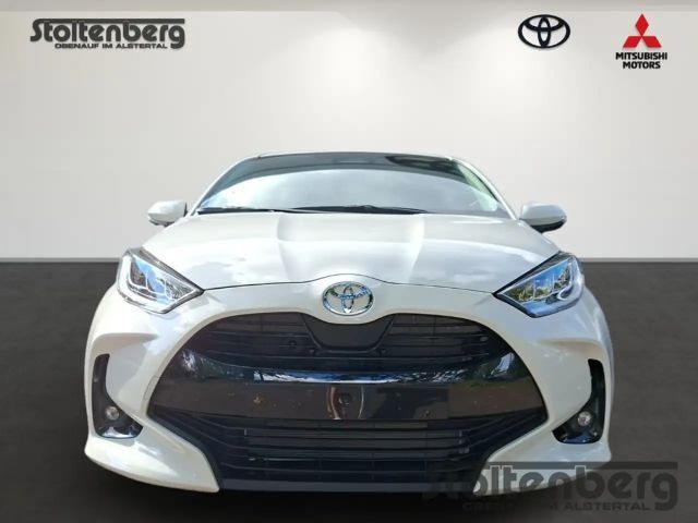 Toyota Yaris Hatchback Hybride Team D