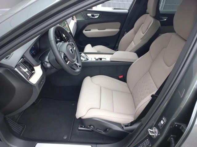 Volvo XC60 AWD Plus T6