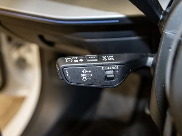 Audi A3 30 TFSI S-Line S-Tronic Sedan