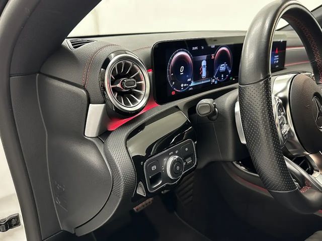 Mercedes-Benz CLA 180 AMG Line Shooting Brake