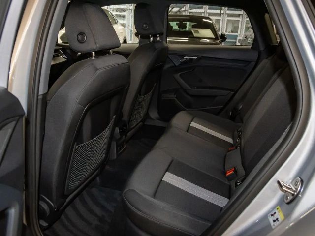 Audi A3 30 TDI Sedan