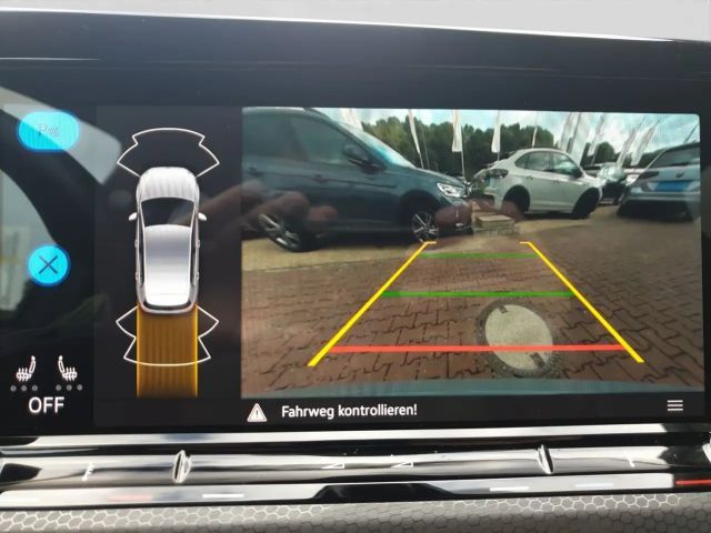 Volkswagen Golf DSG GTI Style