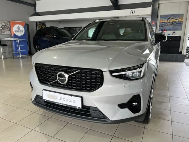 Volvo XC40 Dark Plus