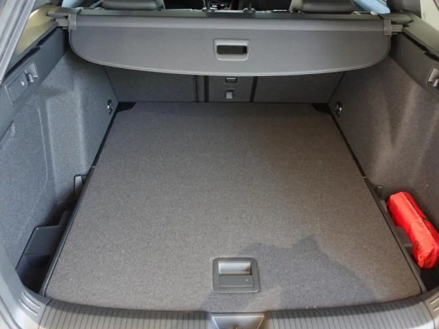 Volkswagen Golf DSG R-Line Variant