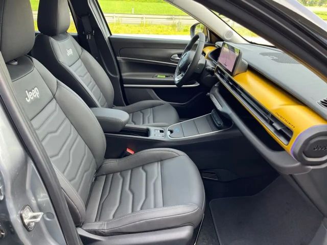 Jeep Avenger Full-Electric Summit