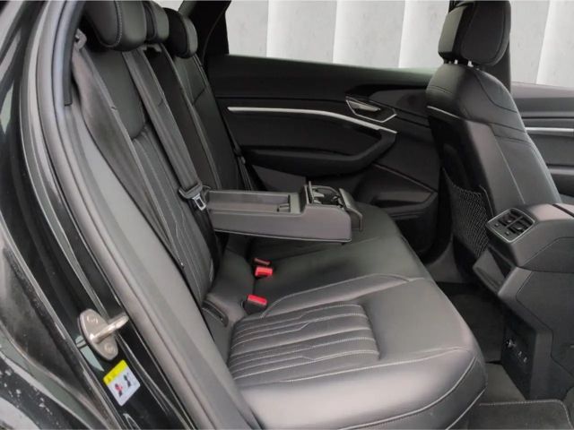 Audi Q8 e-tron 50 Quattro S-Line