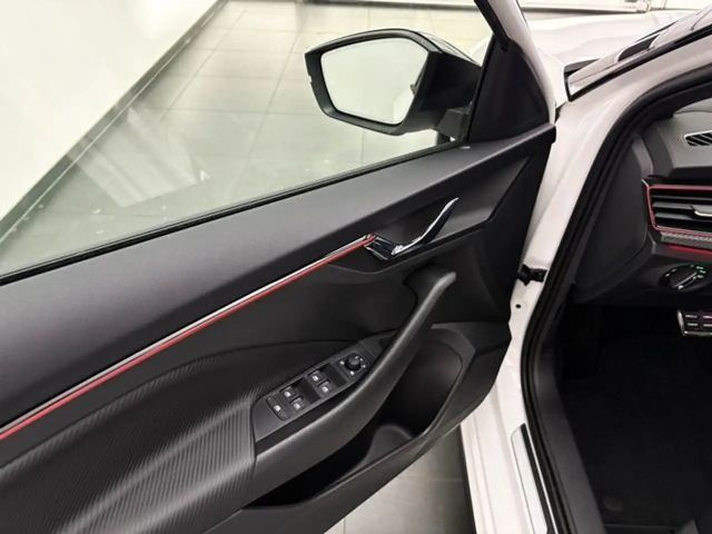 Skoda Kamiq 1.0 TSI Monte Carlo