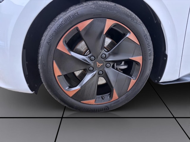 Cupra Born Born NAVI KAMERA PDC LED SITZHZG ACC