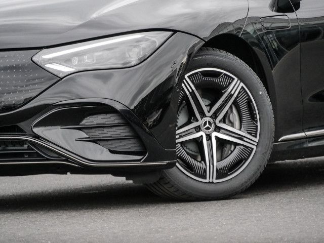 Mercedes-Benz EQE 350 Sedan