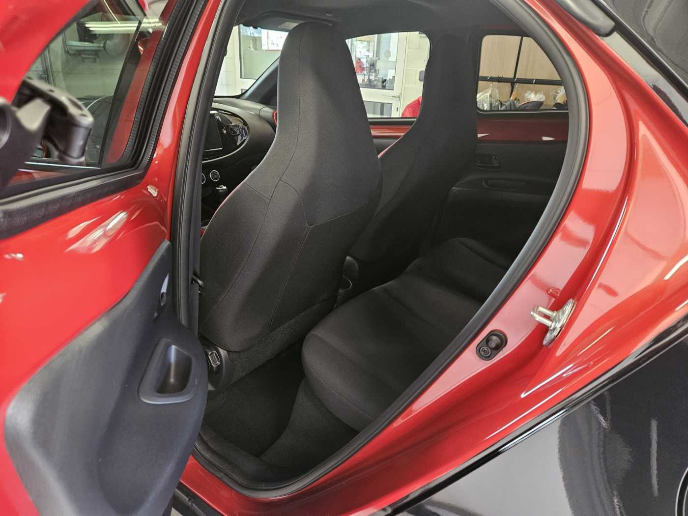 Toyota Aygo X 5-deurs Basis Team D