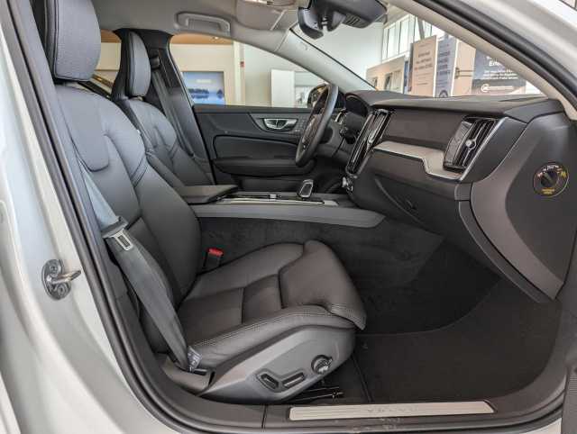 Volvo V60 Dark Hybrid Plus