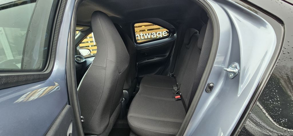 Toyota Aygo X 5-deurs Basis Team D