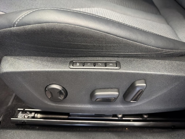 Skoda Enyaq Loft iV 60