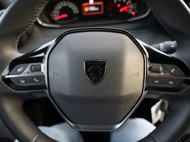 Peugeot 2008 Active Pack