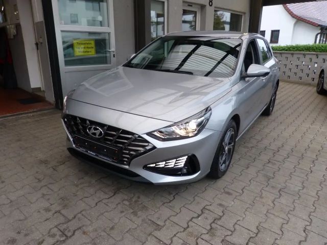 Hyundai i30 AUT. APPLE SHZ LHZ KLIMAAUT. KAMERA