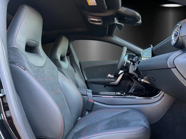 Mercedes-Benz CLA 220 AMG Line CLA 220 d Coupé