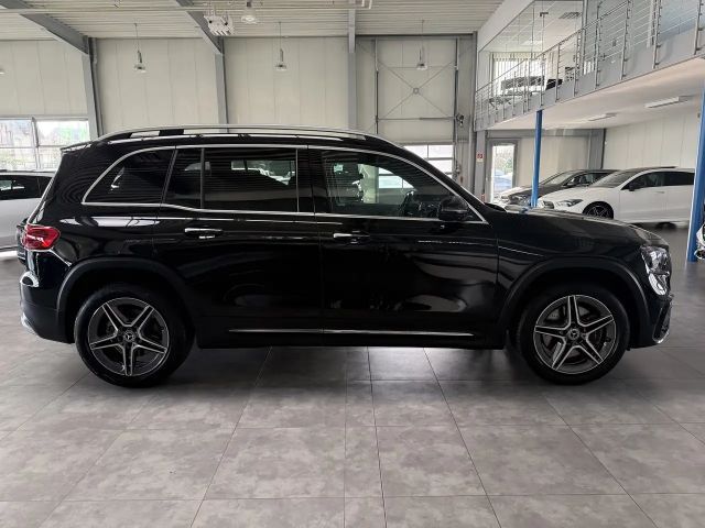 Mercedes-Benz GLB 250 4MATIC AMG Line Premium