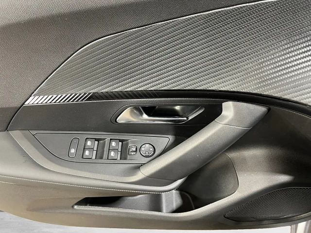 Peugeot 2008 Allure Pack PureTech