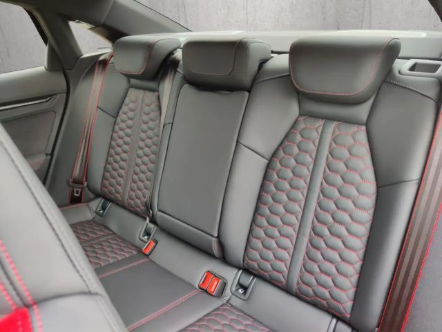 Audi RS3 Quattro S-Tronic Sedan