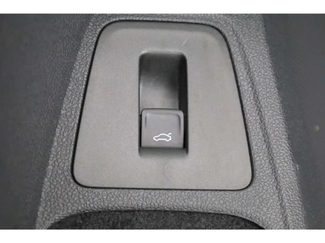 Volkswagen Tiguan 2.0 TSI DSG