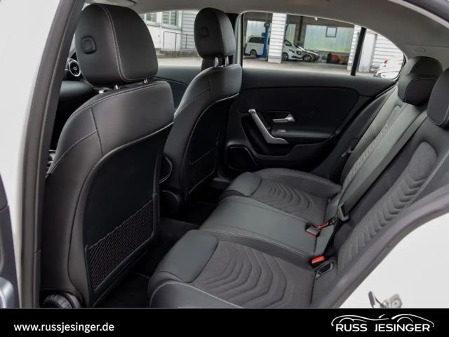 Mercedes-Benz A 180 Progressive